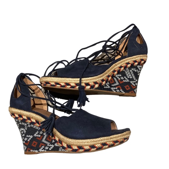 Cabi 8.5 size 💜💜💜 - Picture 2 of 13